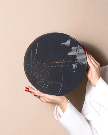  Фотография коробка на втулке для шоколада ручной работы